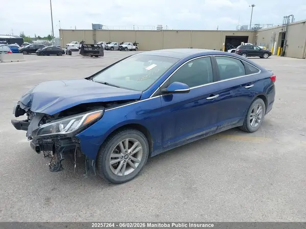 5NPE24AF4HH475532 2017 HYUNDAI SONATA - Image 2