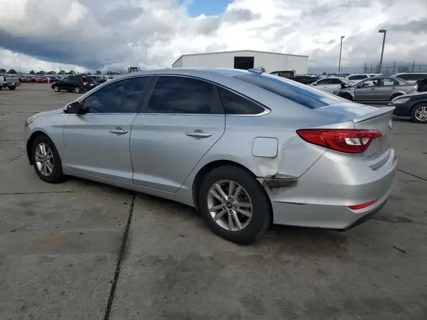 5NPE24AF4HH478060 2017 HYUNDAI SONATA - Image 2