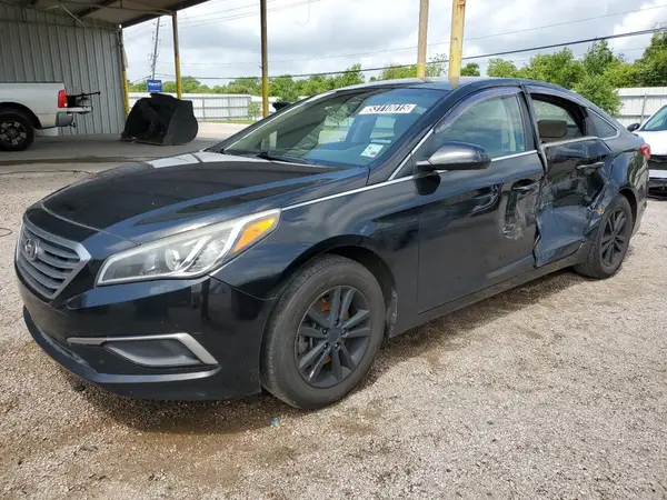 5NPE24AF4HH479418 2017 HYUNDAI SONATA - Image 1