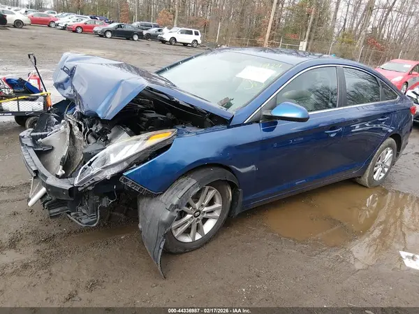 5NPE24AF4HH480424 2017 HYUNDAI SONATA - Image 2