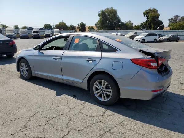 5NPE24AF4HH481122 2017 HYUNDAI SONATA - Image 2