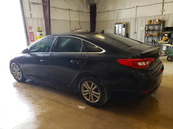 5NPE24AF4HH481900 2017 HYUNDAI SONATA - Image 2
