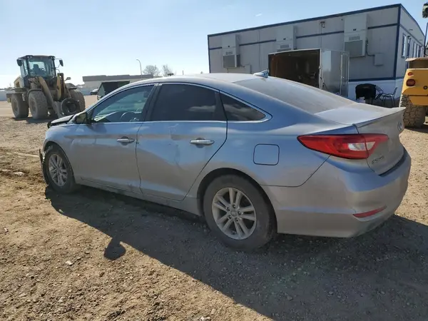 5NPE24AF4HH485297 2017 HYUNDAI SONATA - Image 2