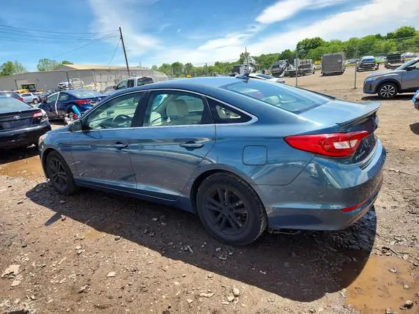 5NPE24AF4HH486272 2017 HYUNDAI SONATA - Image 2