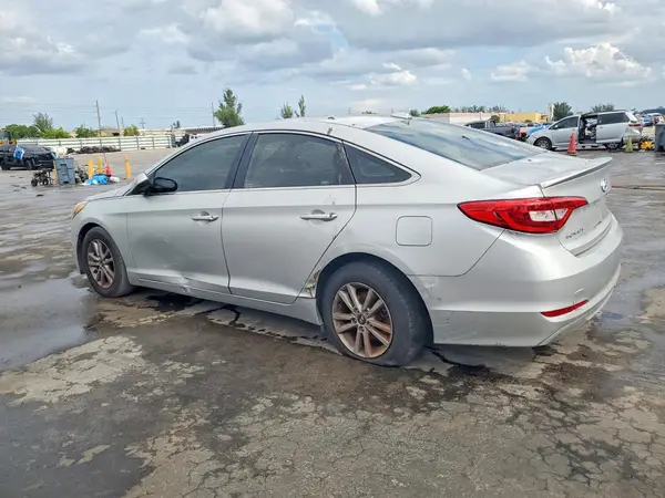 5NPE24AF4HH490970 2017 HYUNDAI SONATA - Image 2