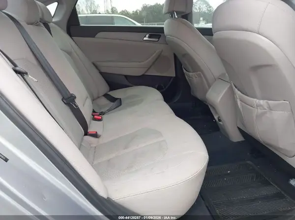 5NPE24AF4HH491813 2017 HYUNDAI SONATA - Image 8