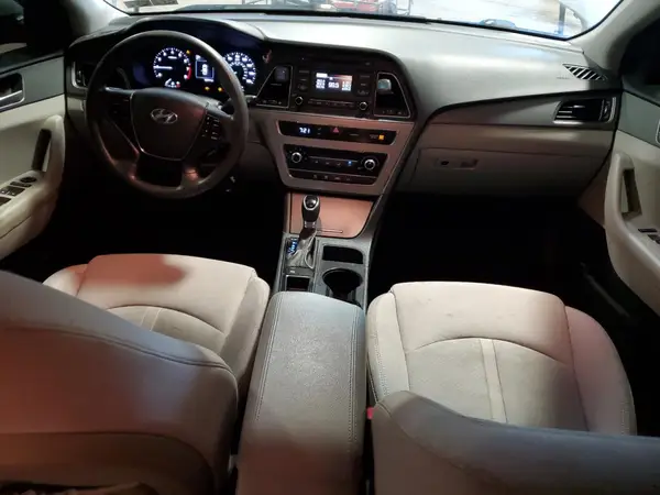 5NPE24AF4HH492833 2017 HYUNDAI SONATA - Image 8