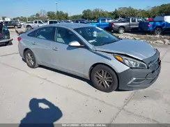 5NPE24AF4HH492878 2017 HYUNDAI SONATA