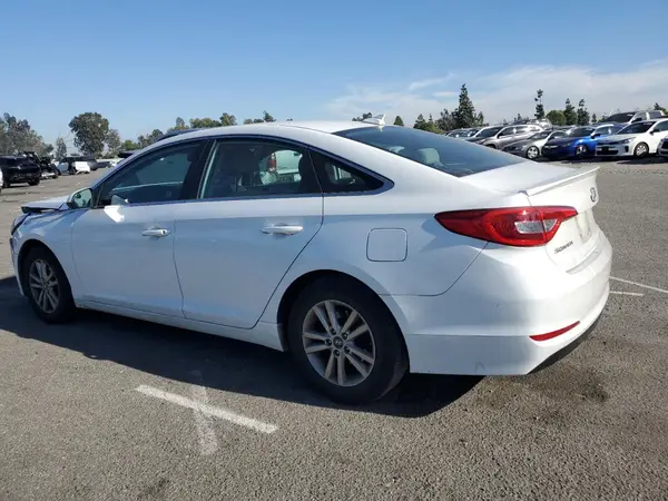 5NPE24AF4HH493884 2017 HYUNDAI SONATA - Image 2