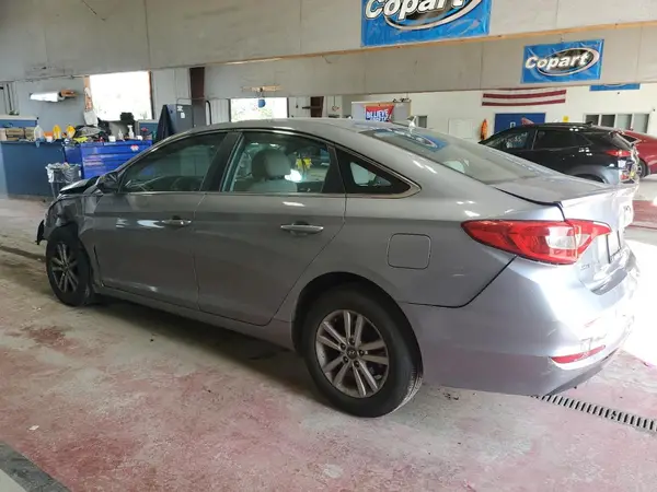 5NPE24AF4HH493982 2017 HYUNDAI SONATA - Image 2