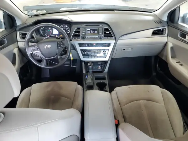 5NPE24AF4HH493982 2017 HYUNDAI SONATA - Image 8
