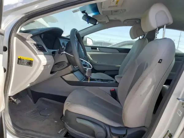 5NPE24AF4HH494484 2017 HYUNDAI SONATA - Image 8