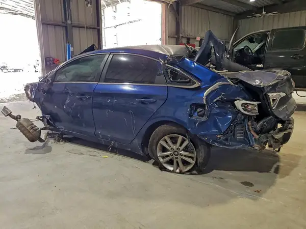 5NPE24AF4HH497773 2017 HYUNDAI SONATA - Image 2