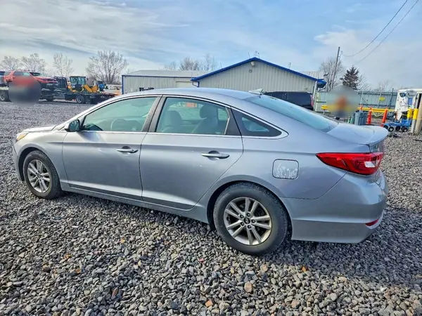 5NPE24AF4HH500901 2017 HYUNDAI SONATA - Image 2