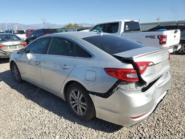 5NPE24AF4HH501580 2017 HYUNDAI SONATA - Image 2