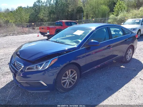 5NPE24AF4HH504723 2017 HYUNDAI SONATA - Image 2