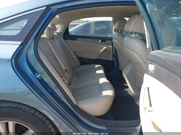 5NPE24AF4HH505810 2017 HYUNDAI SONATA - Image 8