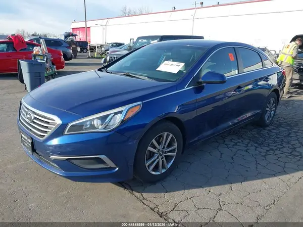 5NPE24AF4HH506536 2017 HYUNDAI SONATA - Image 2