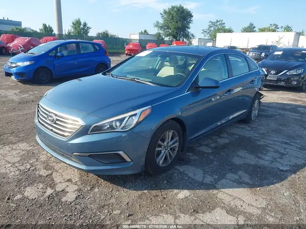 5NPE24AF4HH510201 2017 HYUNDAI SONATA - Image 2