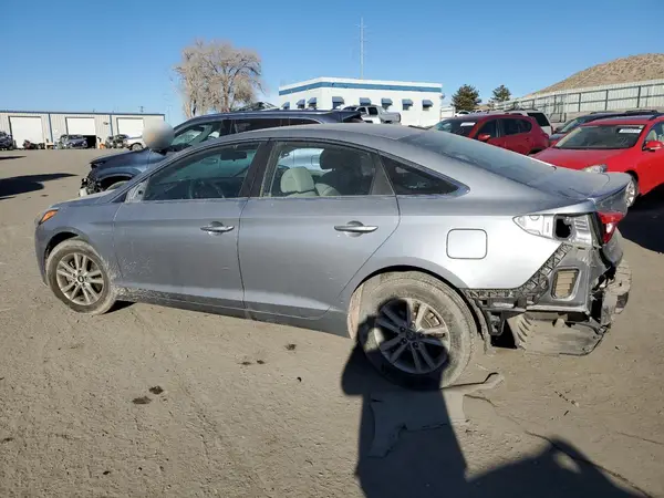 5NPE24AF4HH511381 2017 HYUNDAI SONATA - Image 2