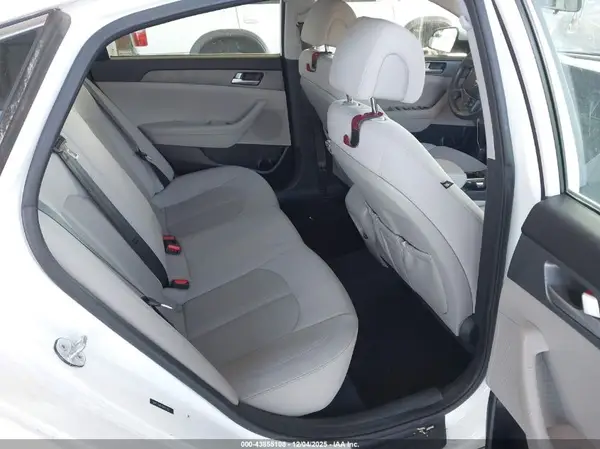 5NPE24AF4HH512921 2017 HYUNDAI SONATA - Image 8