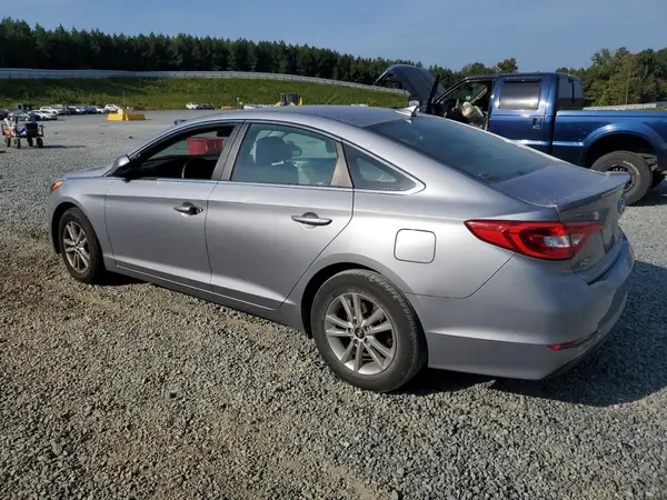 5NPE24AF4HH513390 2017 HYUNDAI SONATA - Image 2
