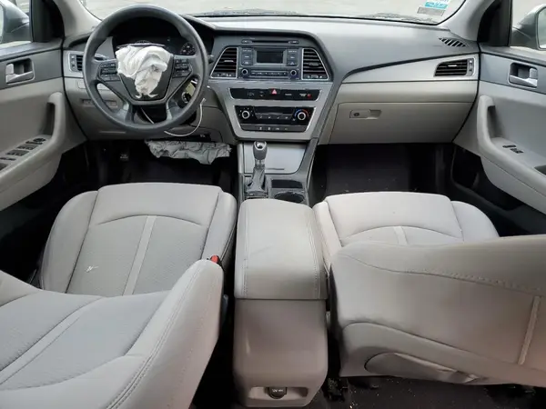 5NPE24AF4HH514796 2017 HYUNDAI SONATA - Image 8