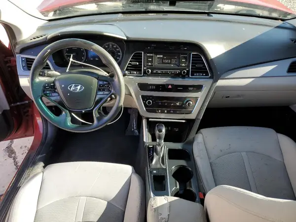 5NPE24AF4HH517388 2017 HYUNDAI SONATA - Image 8