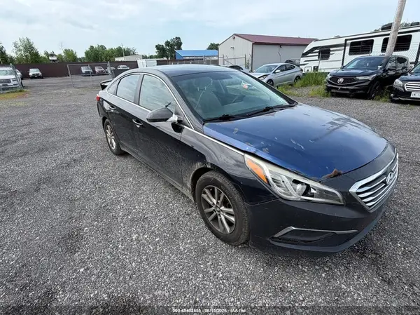 5NPE24AF4HH517469 2017 HYUNDAI SONATA - Image 2