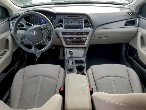 5NPE24AF4HH517696 2017 HYUNDAI SONATA - Image 8