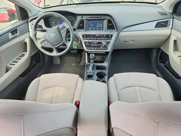 5NPE24AF4HH518167 2017 HYUNDAI SONATA - Image 8