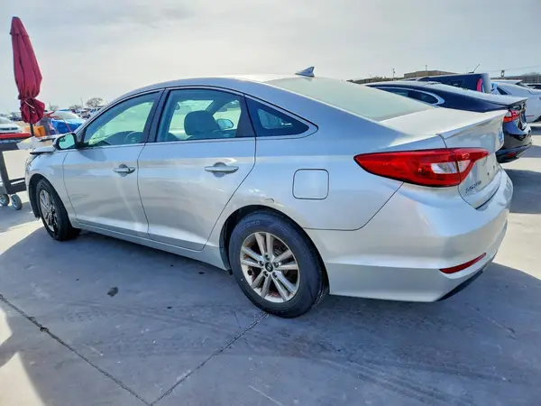 5NPE24AF4HH518752 2017 HYUNDAI SONATA - Image 2