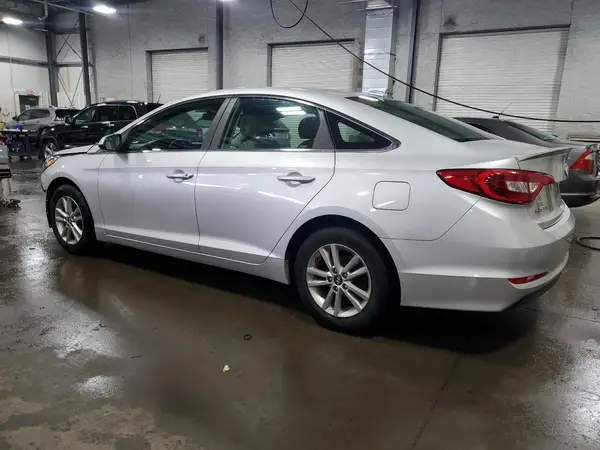 5NPE24AF4HH519920 2017 HYUNDAI SONATA - Image 2