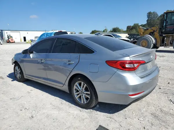 5NPE24AF4HH519982 2017 HYUNDAI SONATA - Image 2
