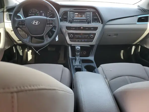 5NPE24AF4HH519982 2017 HYUNDAI SONATA - Image 8