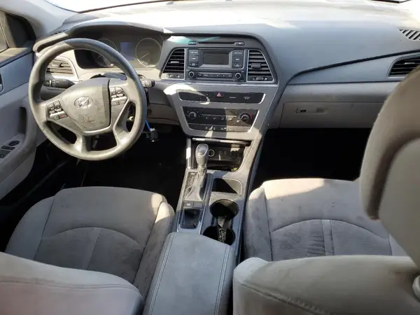 5NPE24AF4HH520775 2017 HYUNDAI SONATA - Image 8
