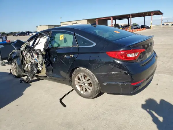 5NPE24AF4HH521134 2017 HYUNDAI SONATA - Image 2