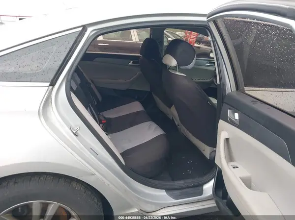 5NPE24AF4HH522753 2017 HYUNDAI SONATA - Image 8