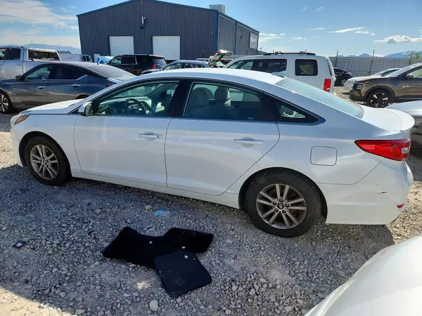 5NPE24AF4HH523031 2017 HYUNDAI SONATA - Image 2