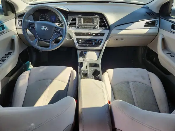 5NPE24AF4HH523031 2017 HYUNDAI SONATA - Image 8
