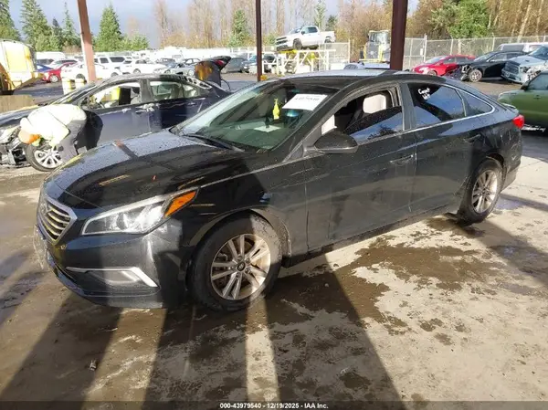 5NPE24AF4HH524941 2017 HYUNDAI SONATA - Image 2