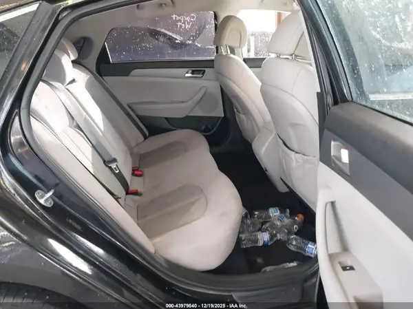 5NPE24AF4HH524941 2017 HYUNDAI SONATA - Image 8