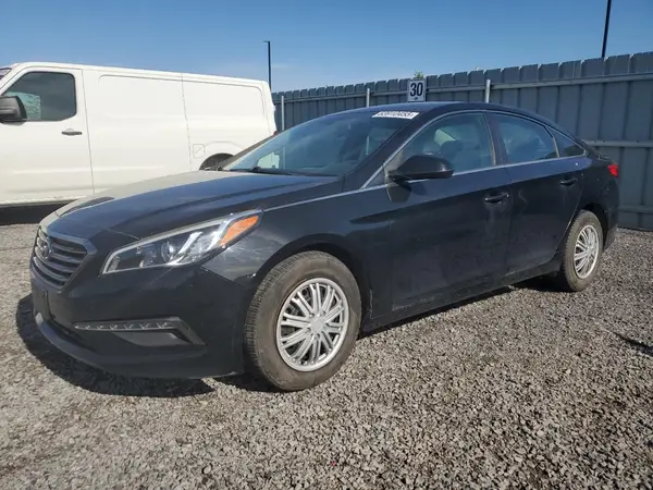 5NPE24AF4HH528973 2017 HYUNDAI SONATA - Image 1