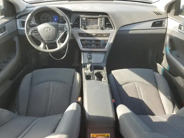 5NPE24AF4HH528973 2017 HYUNDAI SONATA - Image 8
