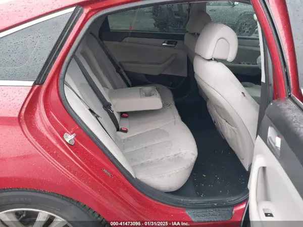5NPE24AF4HH529704 2017 HYUNDAI SONATA - Image 8