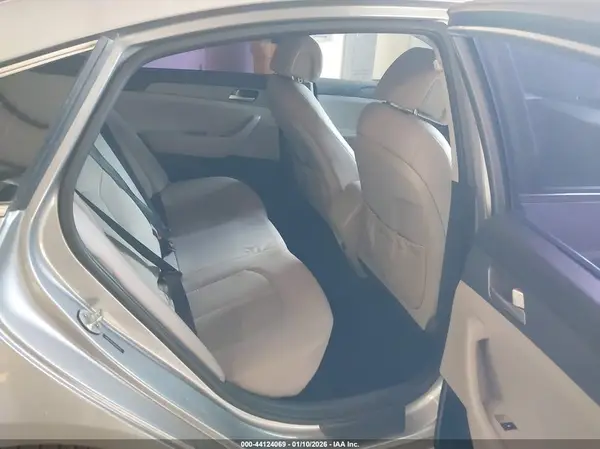 5NPE24AF4HH530142 2017 HYUNDAI SONATA - Image 8