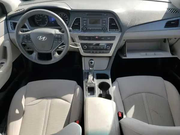 5NPE24AF4HH530187 2017 HYUNDAI SONATA - Image 8