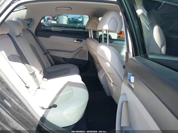 5NPE24AF4HH531520 2017 HYUNDAI SONATA - Image 8