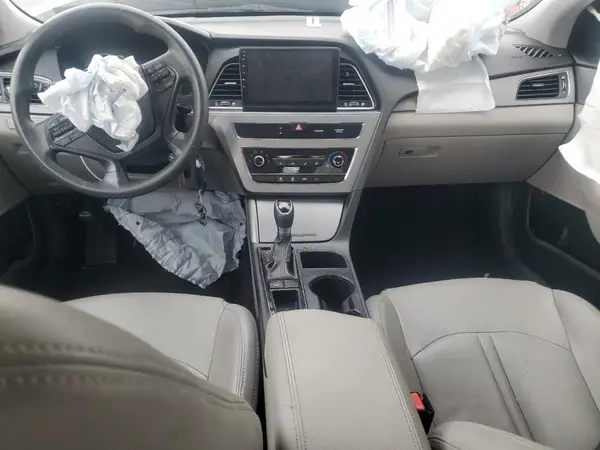 5NPE24AF4HH532215 2017 HYUNDAI SONATA - Image 8