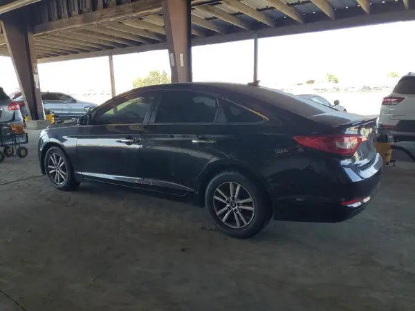 5NPE24AF4HH533056 2017 HYUNDAI SONATA - Image 2